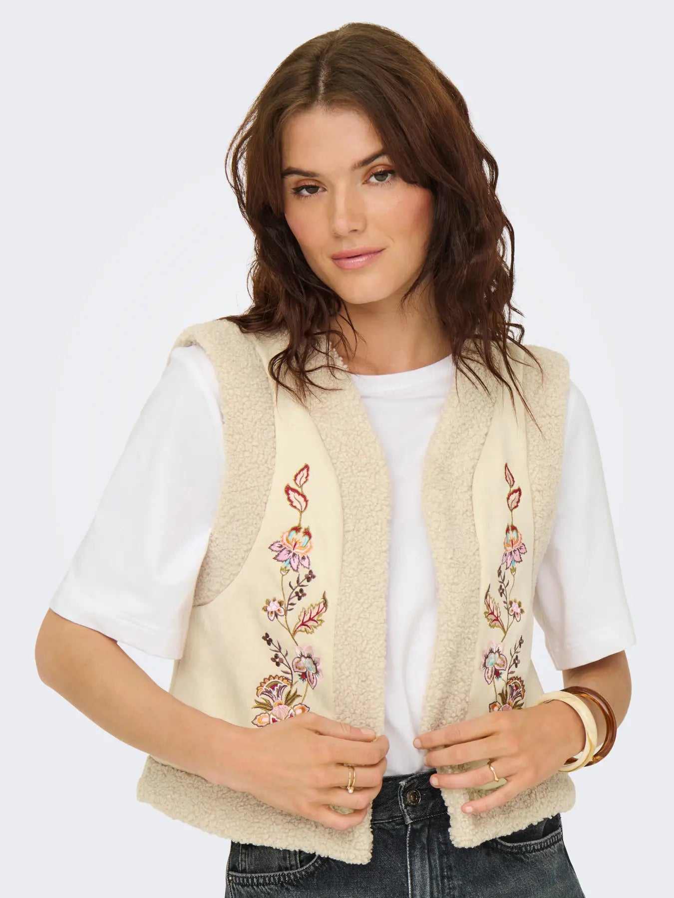 Only, Waiscoat, FRIDA Flower,Pumice Stone MULTI COLOR FLOWER EMB