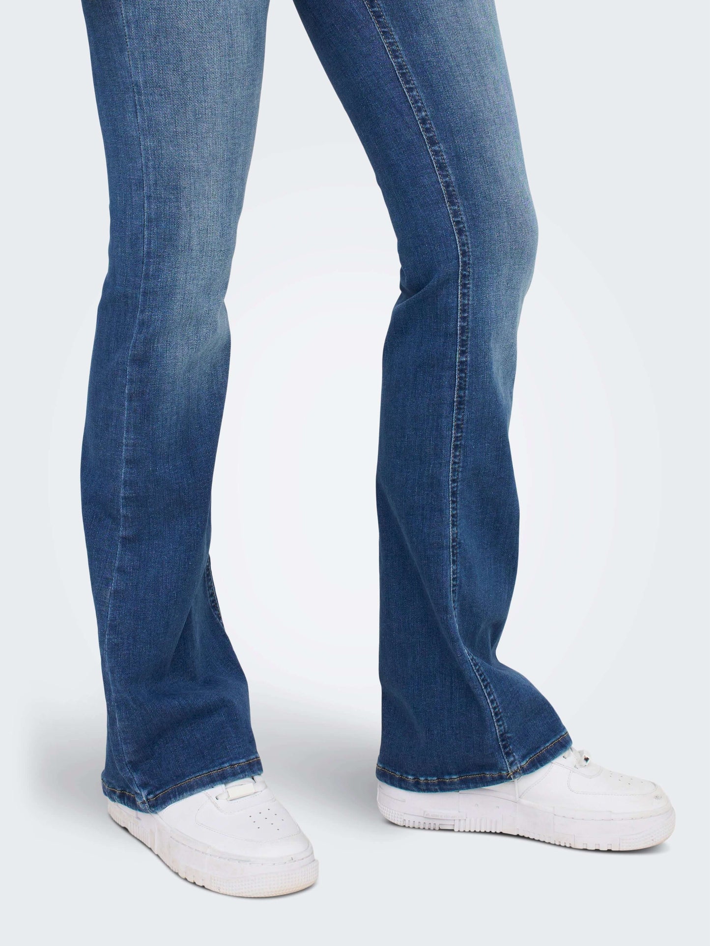 Only Dames Jeans BLUSH Mid Flared Medium Blue