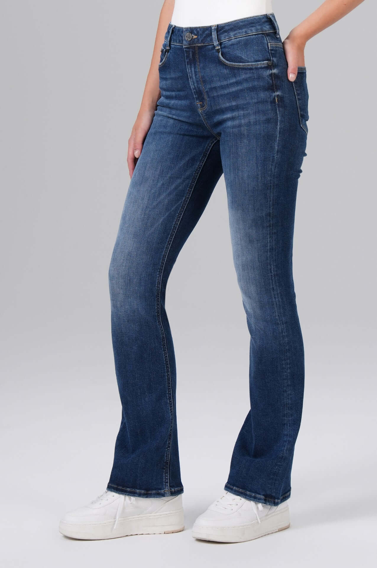 Miracle Of Denim SINA Bootcut Hi Weiß