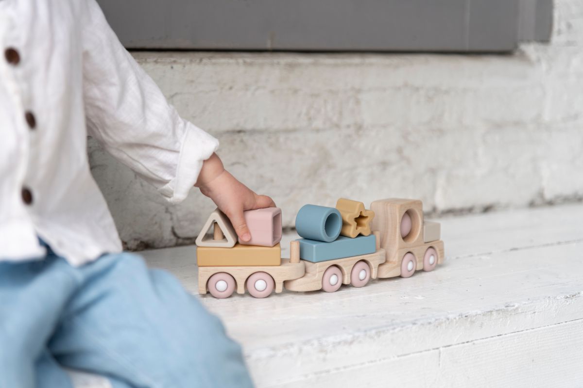 Baby's Only, Houten speelgoedtrein, opal