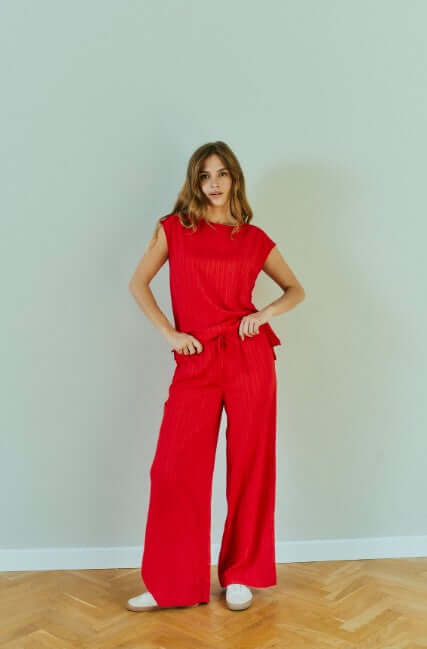 Freequent Broek, VALSE, True red